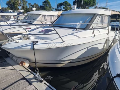 Bateau à Moteurs d'occasion MERRY FISHER 755