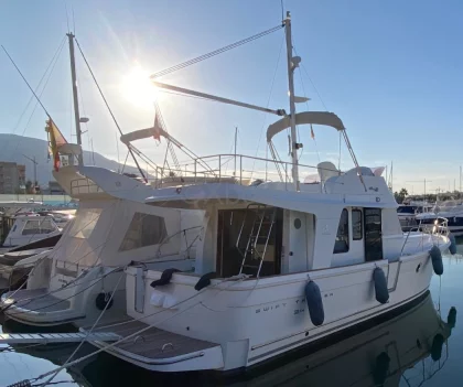 Bateau à Moteurs d'occasion SWIFT TRAWLER 34