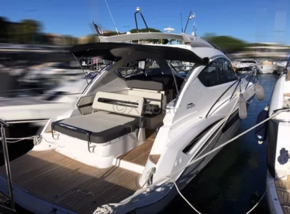 Bateau à Moteurs d'occasion GALEON 325 HTS