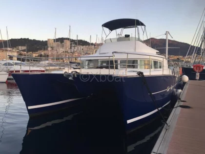 Bateau à Moteurs d'occasion LAGOON POWER 43