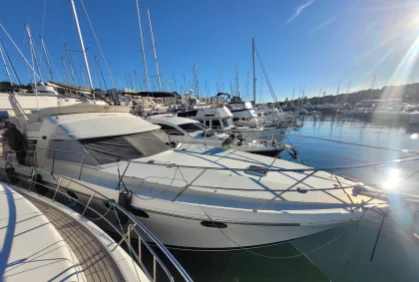 Bateau à Moteurs d'occasion FAIRLINE 50