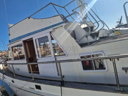 Bateau à Moteurs d'occasion HIPTIMKO GT 40