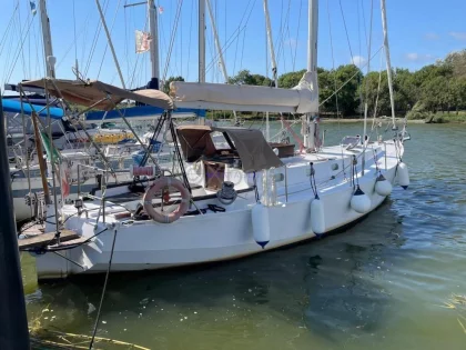 Voilier STEEL BLUE WATER