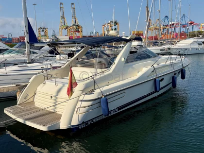 Bateau à Moteurs d'occasion Mustique 42