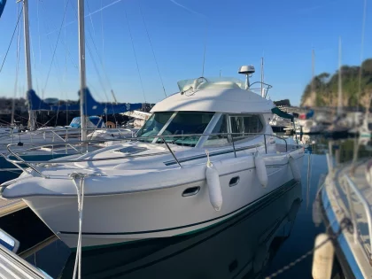 Bateau à Moteurs d'occasion MERRY FISHER 925 FLY