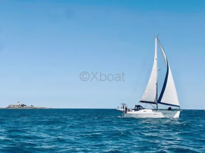 Voilier OCEANIS 393 CLIPPER